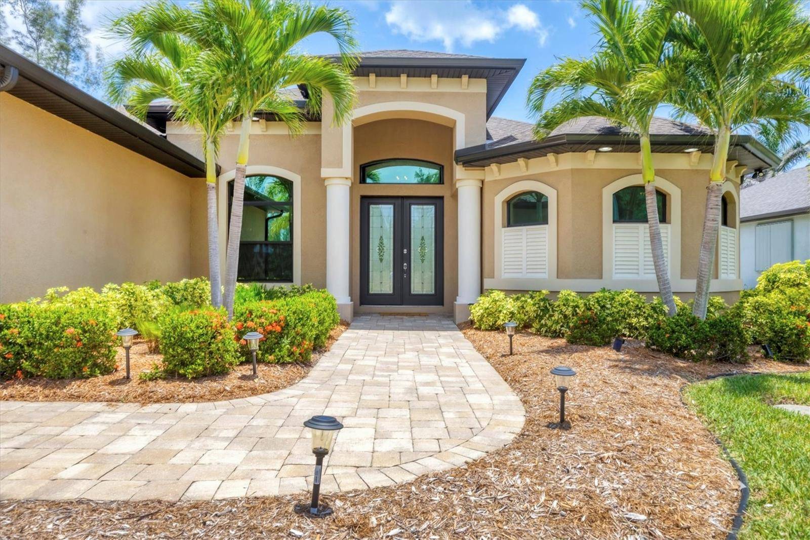 Port Charlotte, FL 33981,8400 ANTWERP CIR