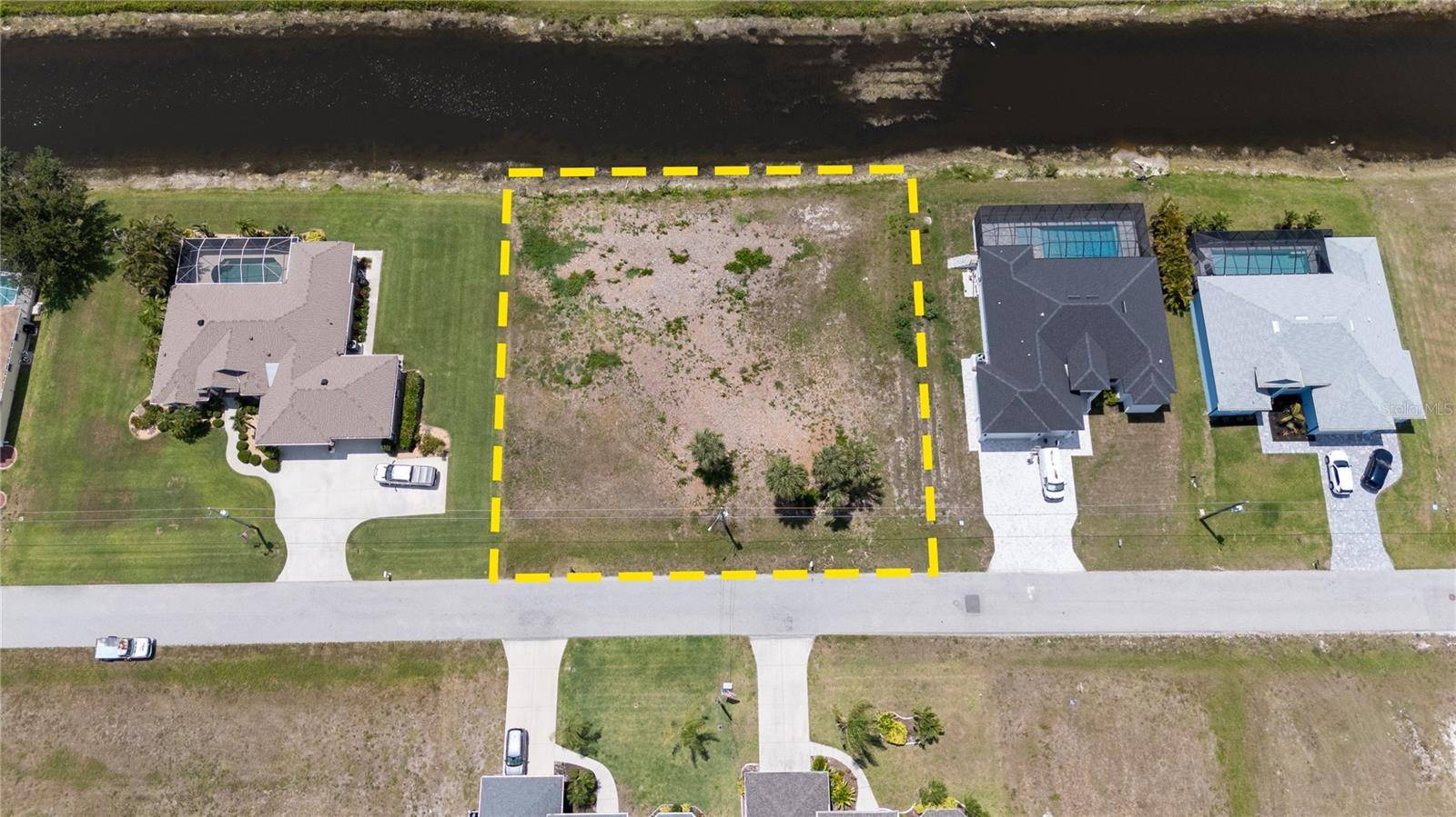 Rotonda West, FL 33947,227 & 229 TOURNAMENT RD