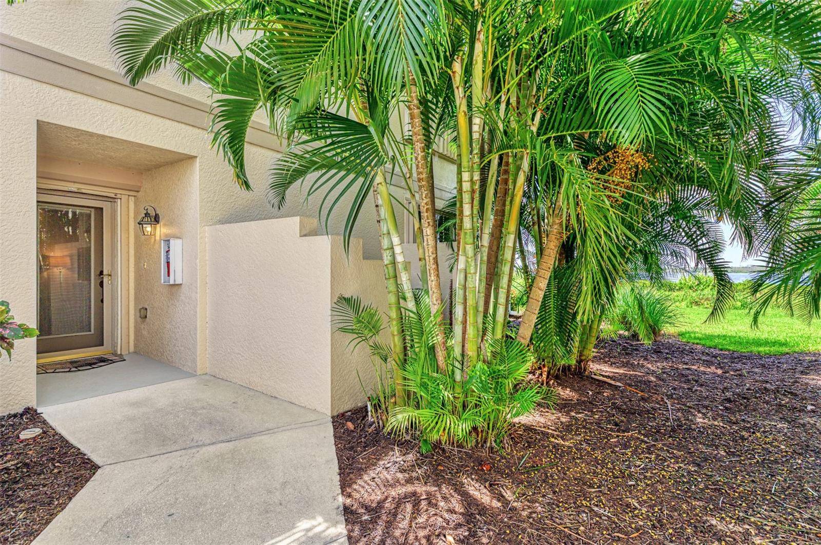 Port Charlotte, FL 33953,4612 CLUB DR #D102