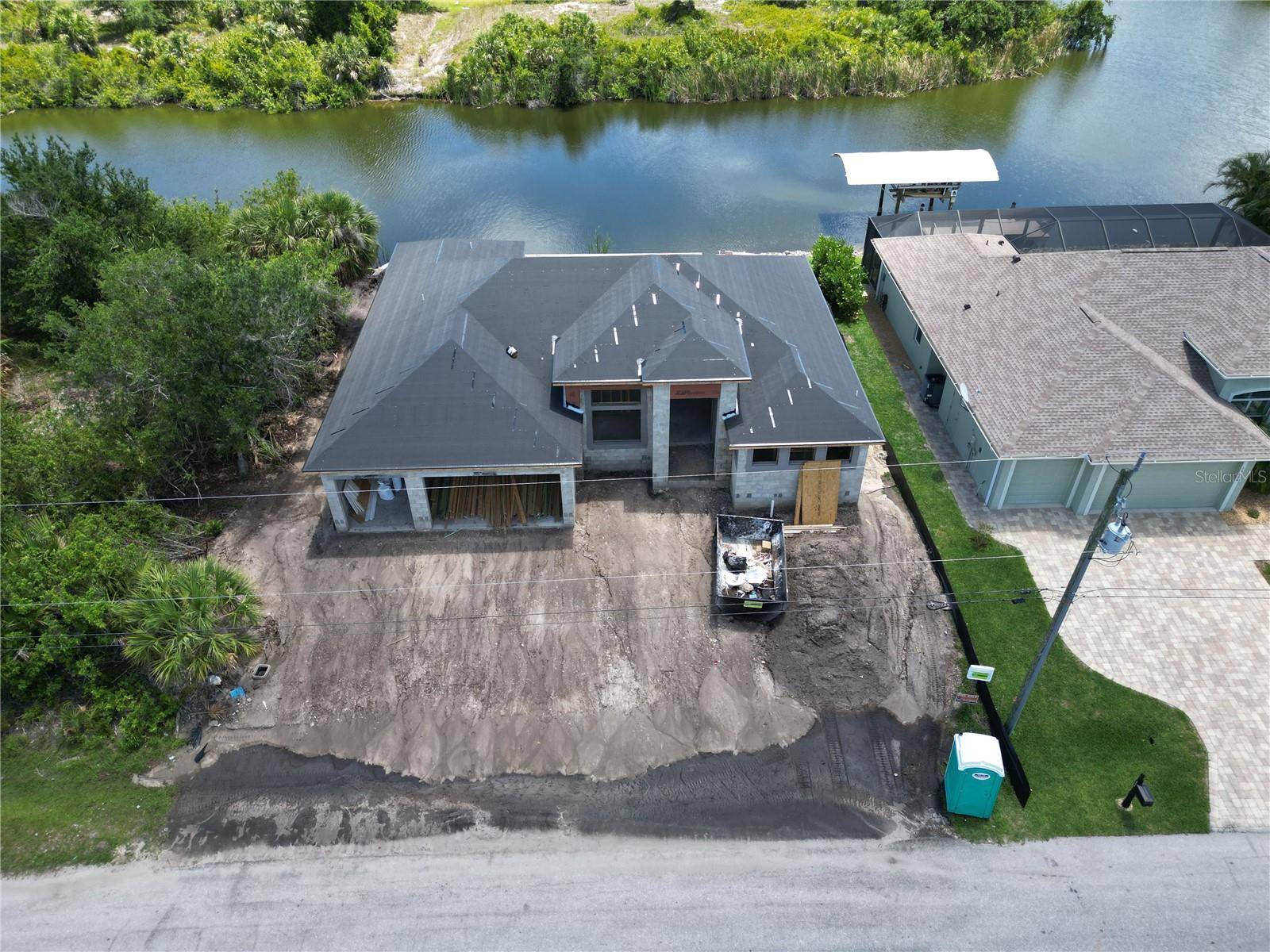 Port Charlotte, FL 33981,10048 WINNIPEG ST