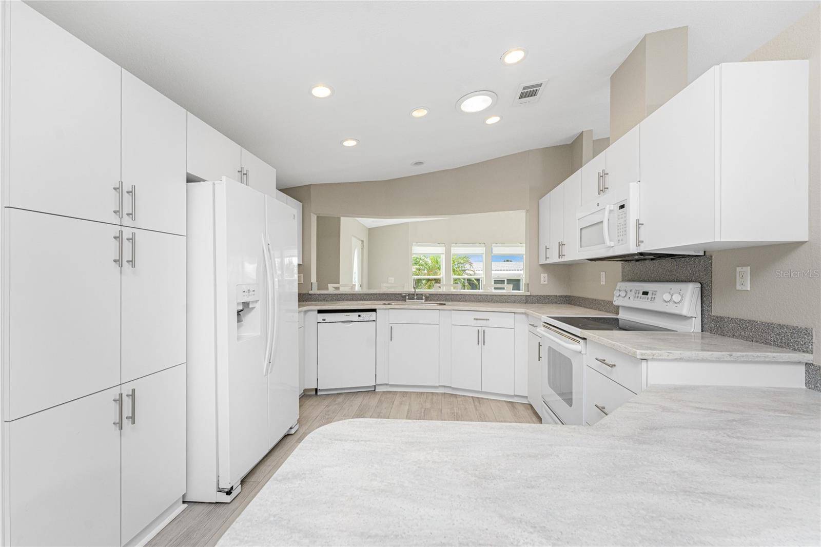 Englewood, FL 34224,9209 PINEHAVEN WAY