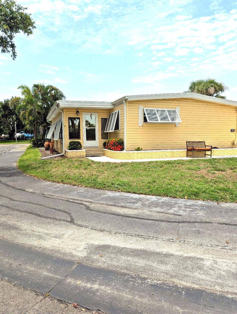 Englewood, FL 34223,25 SAVONA AVE