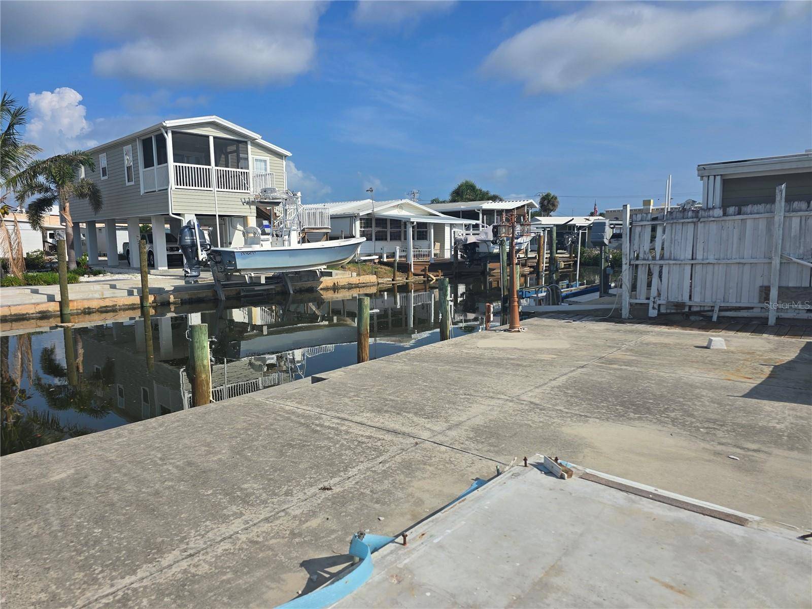 Venice, FL 34285,172 MORNING STAR RD