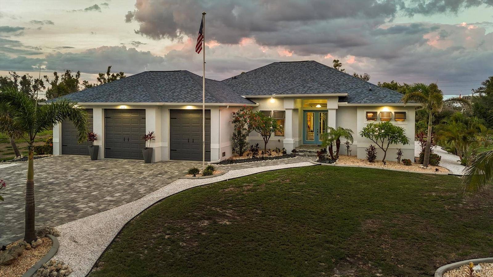 Placida, FL 33946,530 SPANIARDS RD