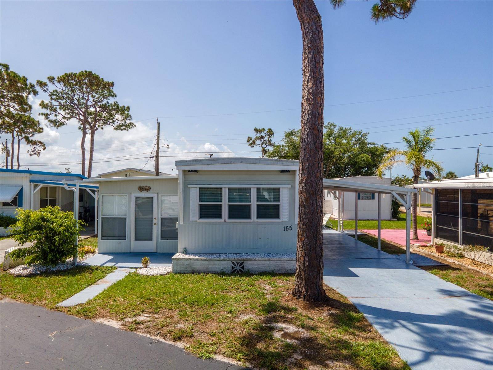 Englewood, FL 34223,1800 ENGLEWOOD RD #155