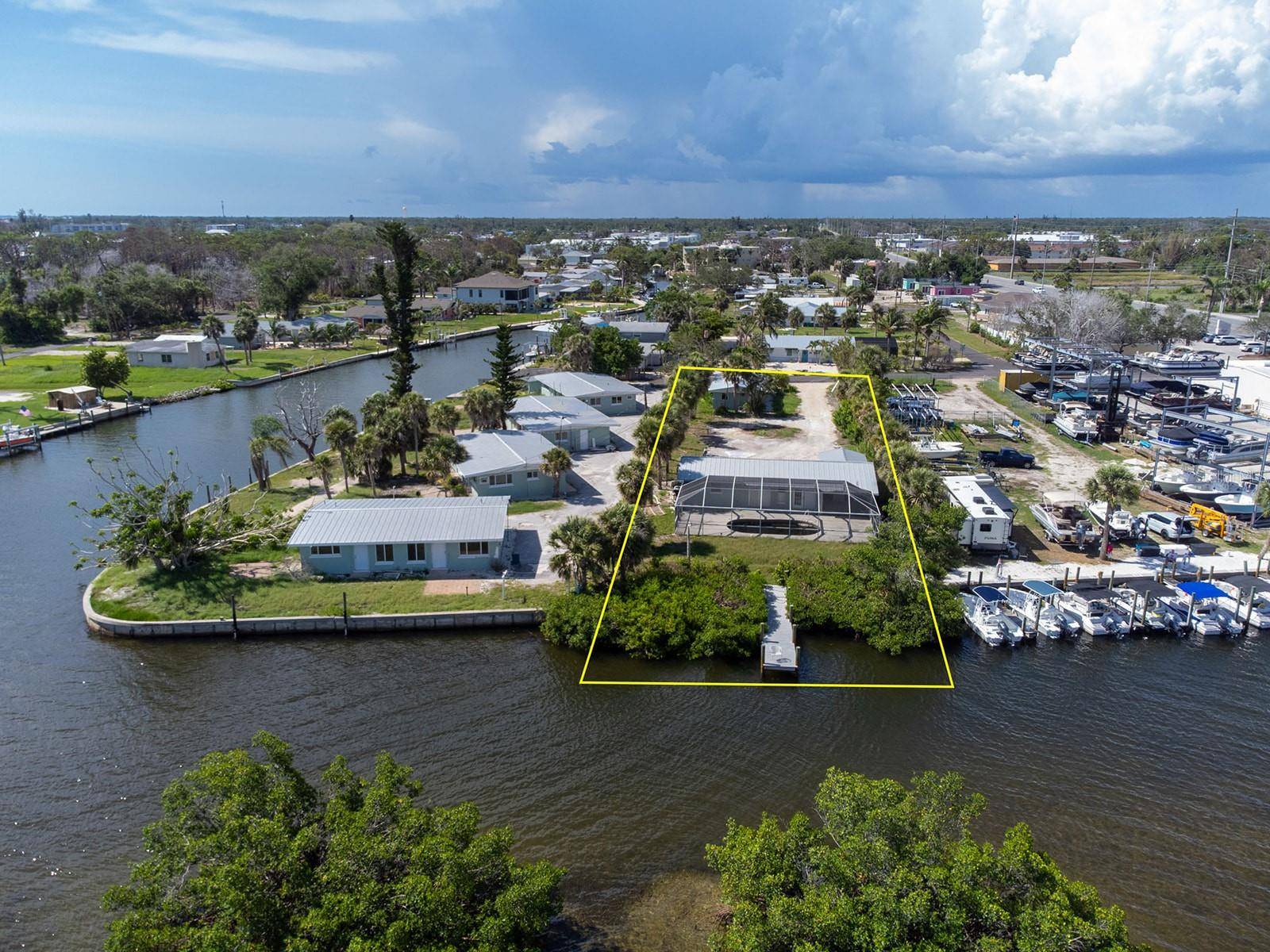 Englewood, FL 34223,1765 MANOR RD