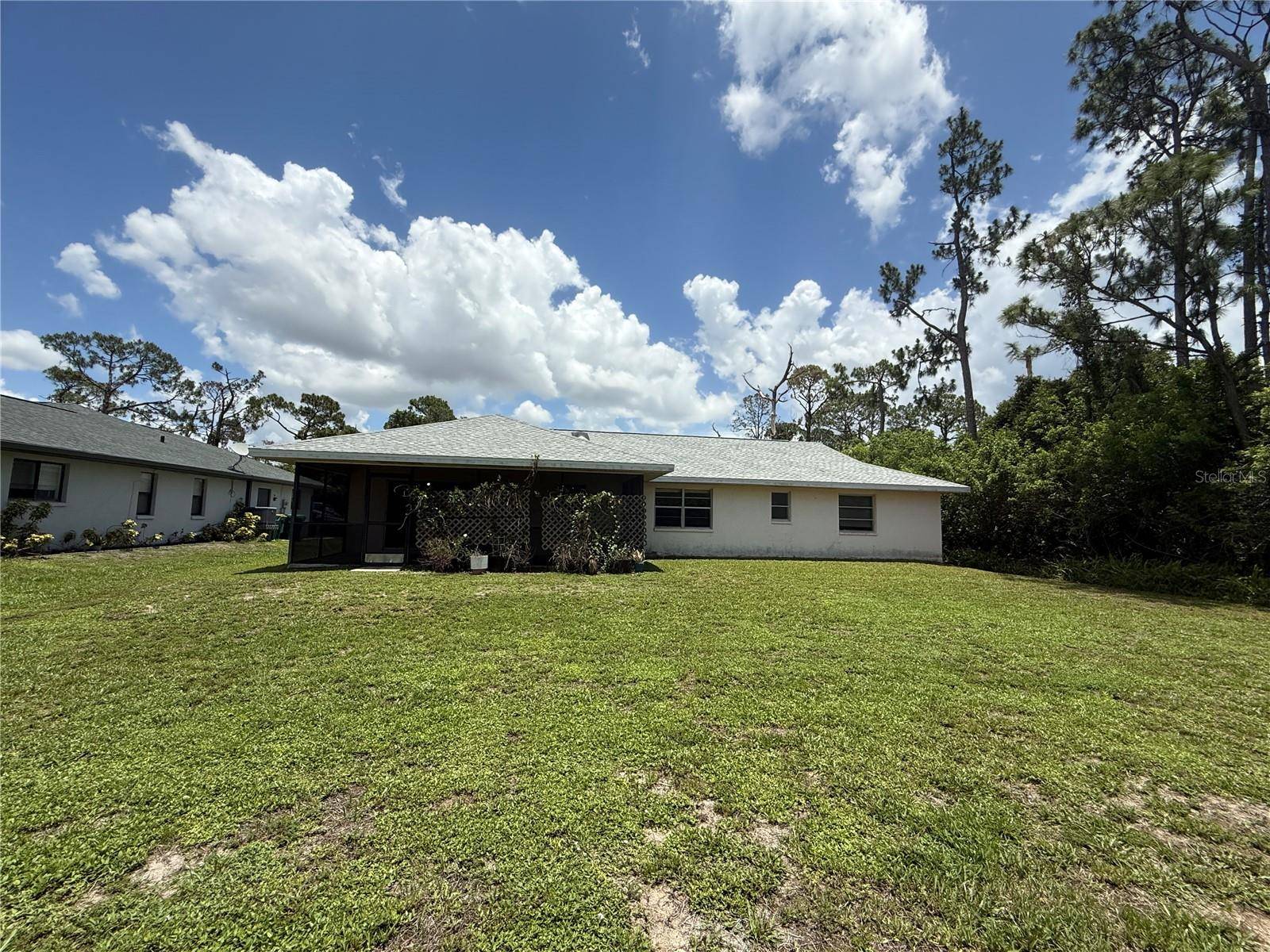 Port Charlotte, FL 33948,2473 WOODYGLEN ST