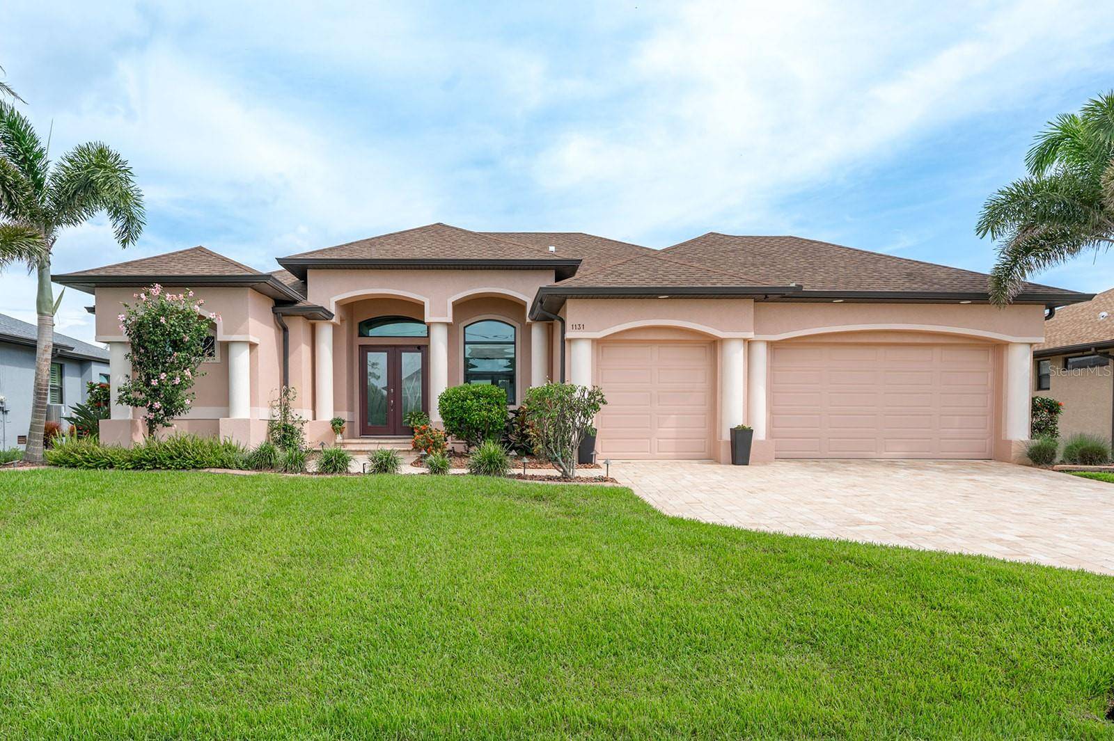 Rotonda West, FL 33947,1131 ROTONDA CIR
