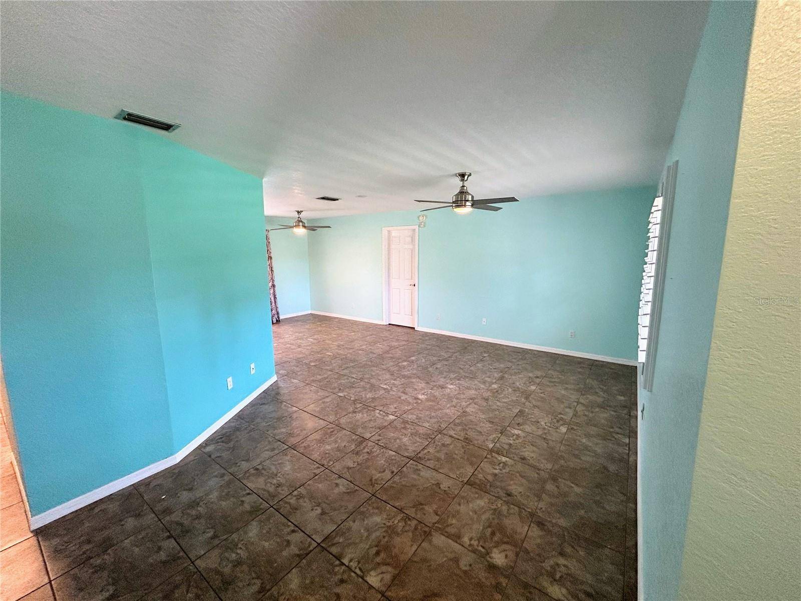 Port Charlotte, FL 33952,22332 HALLSTEAD AVE