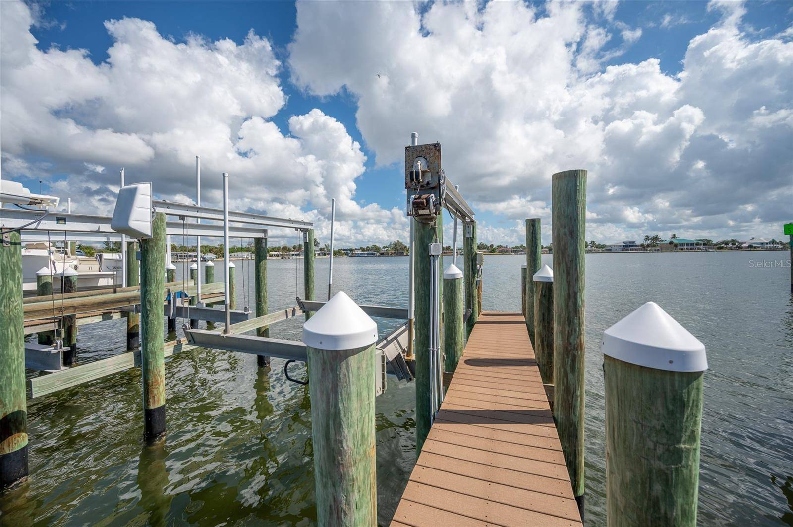 Englewood, FL 34223,1375 BEACH RD #112