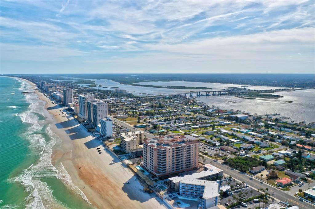 Daytona Beach Shores, FL 32118,3255 S ATLANTIC AVE #205