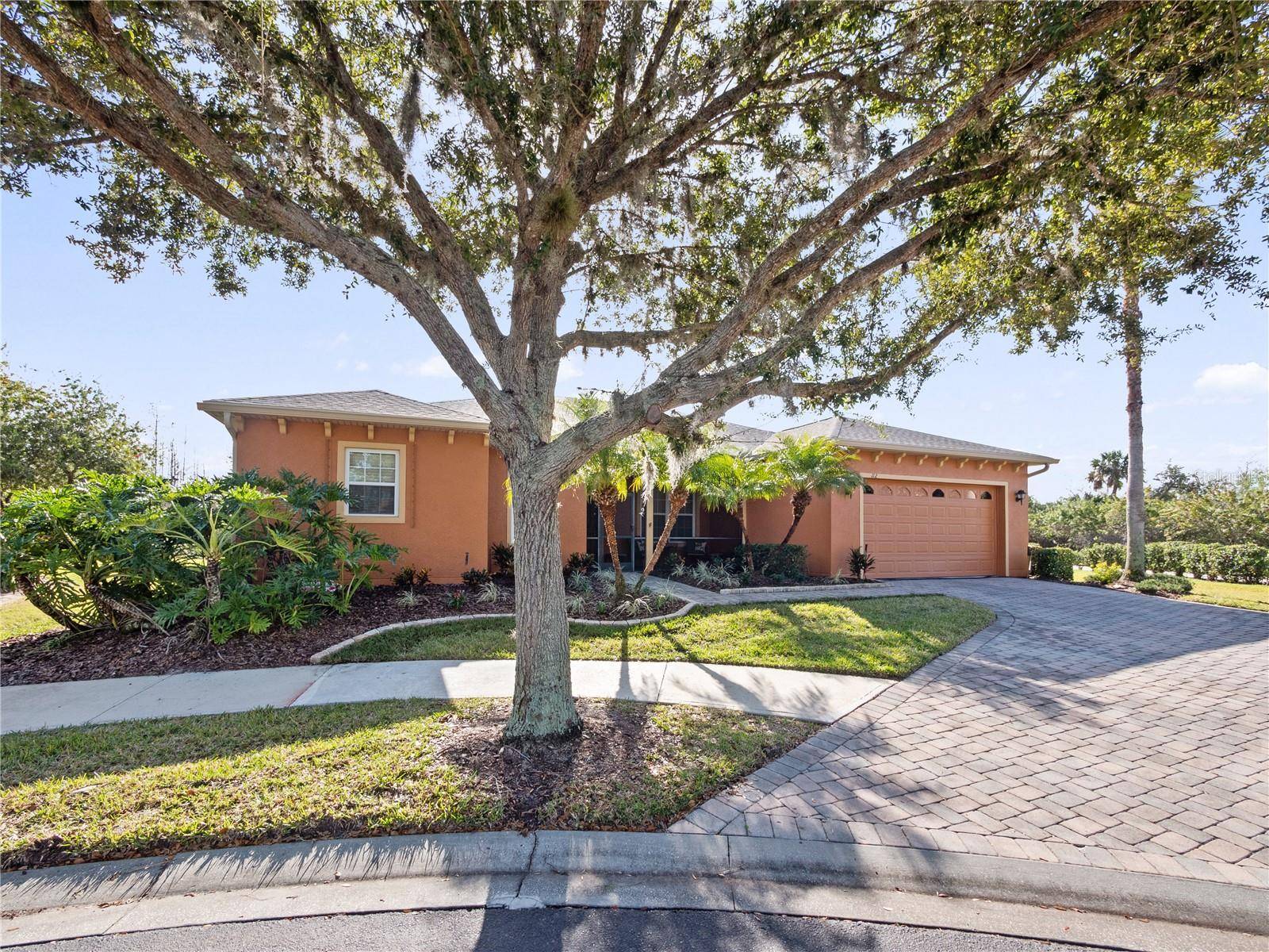 Poinciana, FL 34759,112 SEVILLA CT