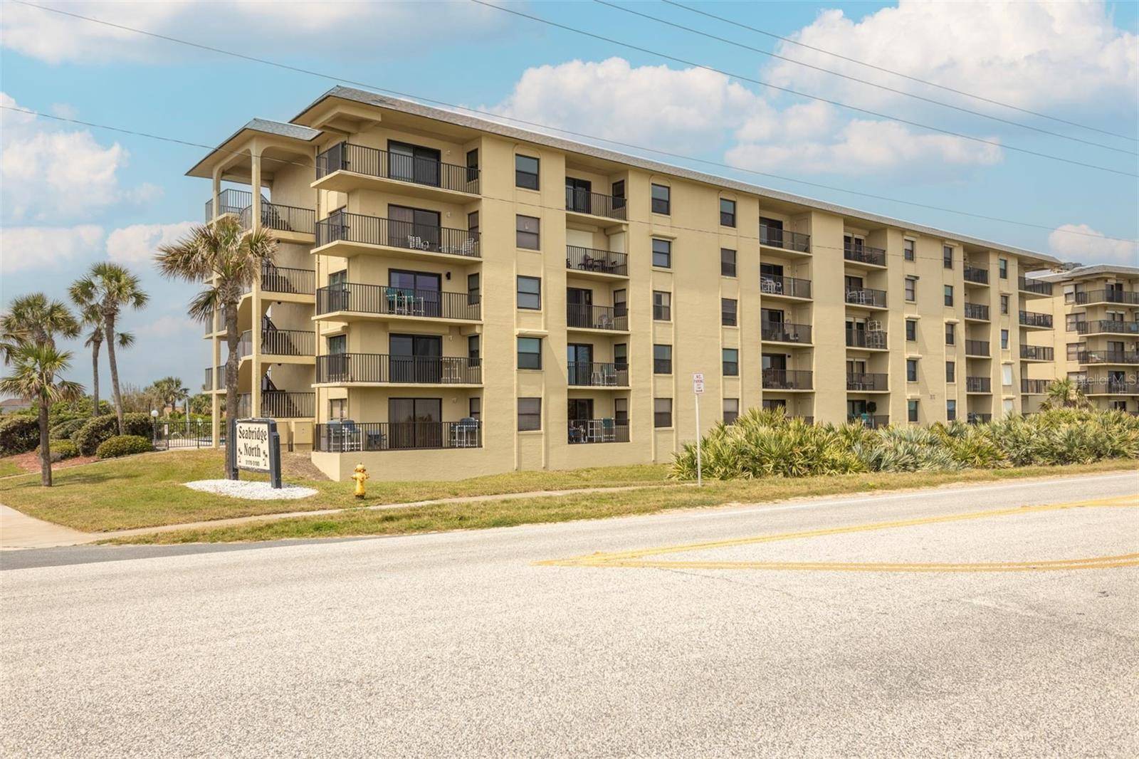 Ormond Beach, FL 32176,3170 OCEAN SHORE BLVD #305