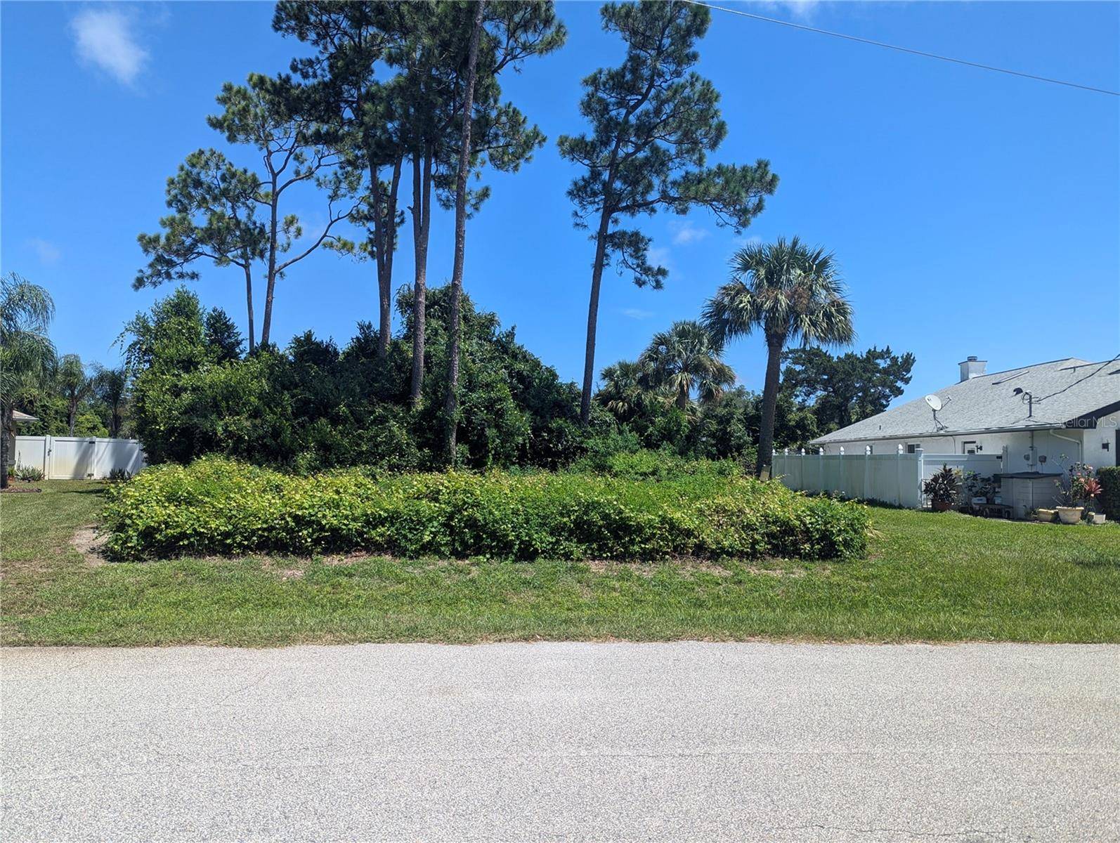 Palm Coast, FL 32137,61 FORTUNE LN