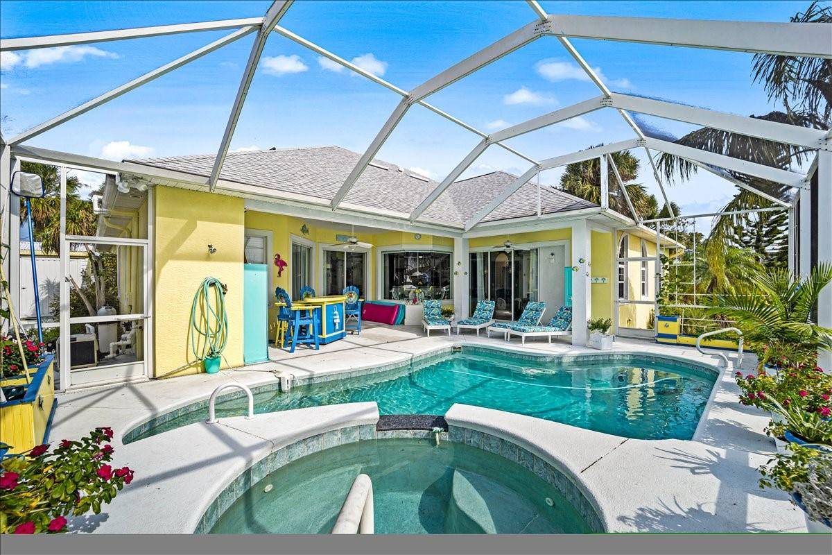 Palm Coast, FL 32137,2 CHERRY CT