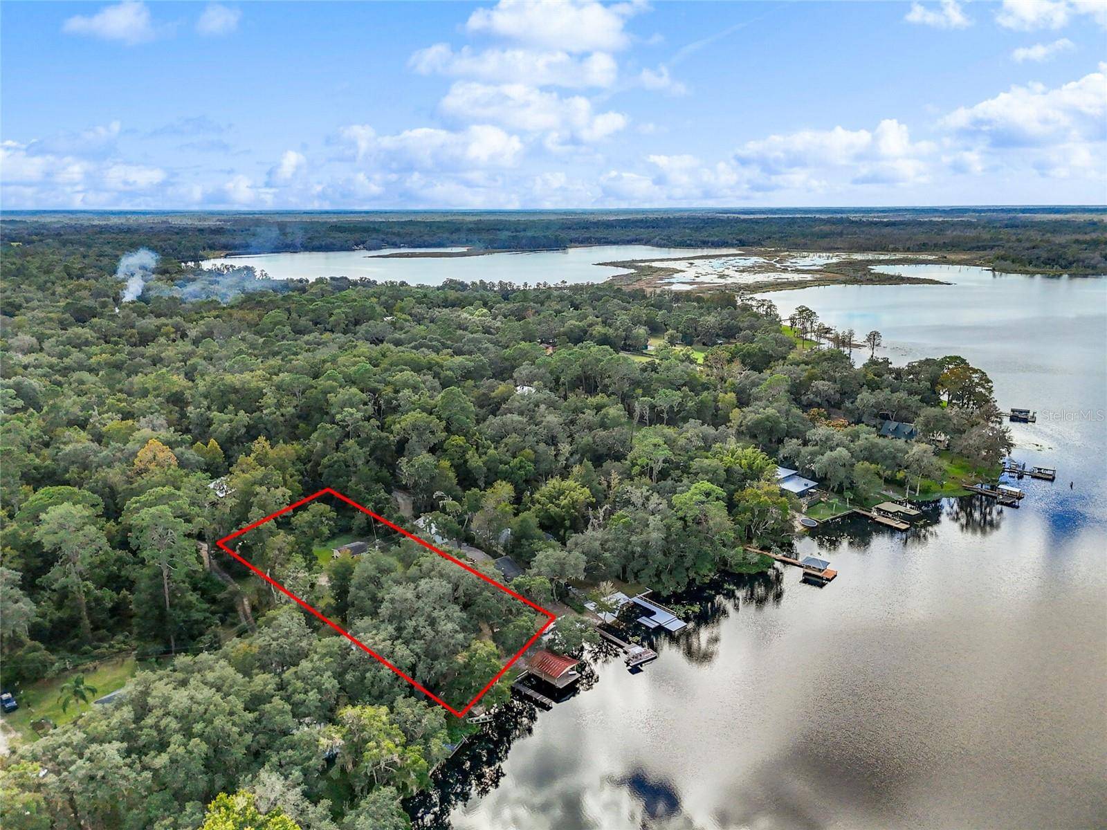 Hawthorne, FL 32640,115 JIM SMITH DR