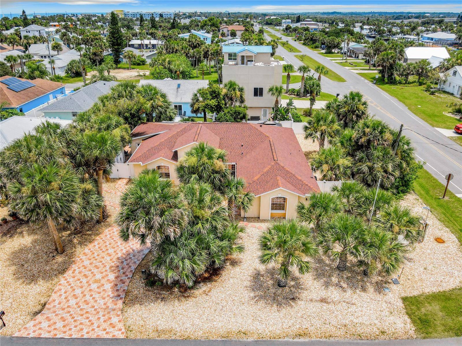 Flagler Beach, FL 32136,325 N 8TH ST
