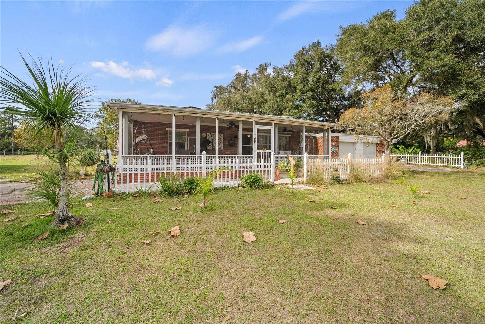 Palatka, FL 32177,155 RODDY RD