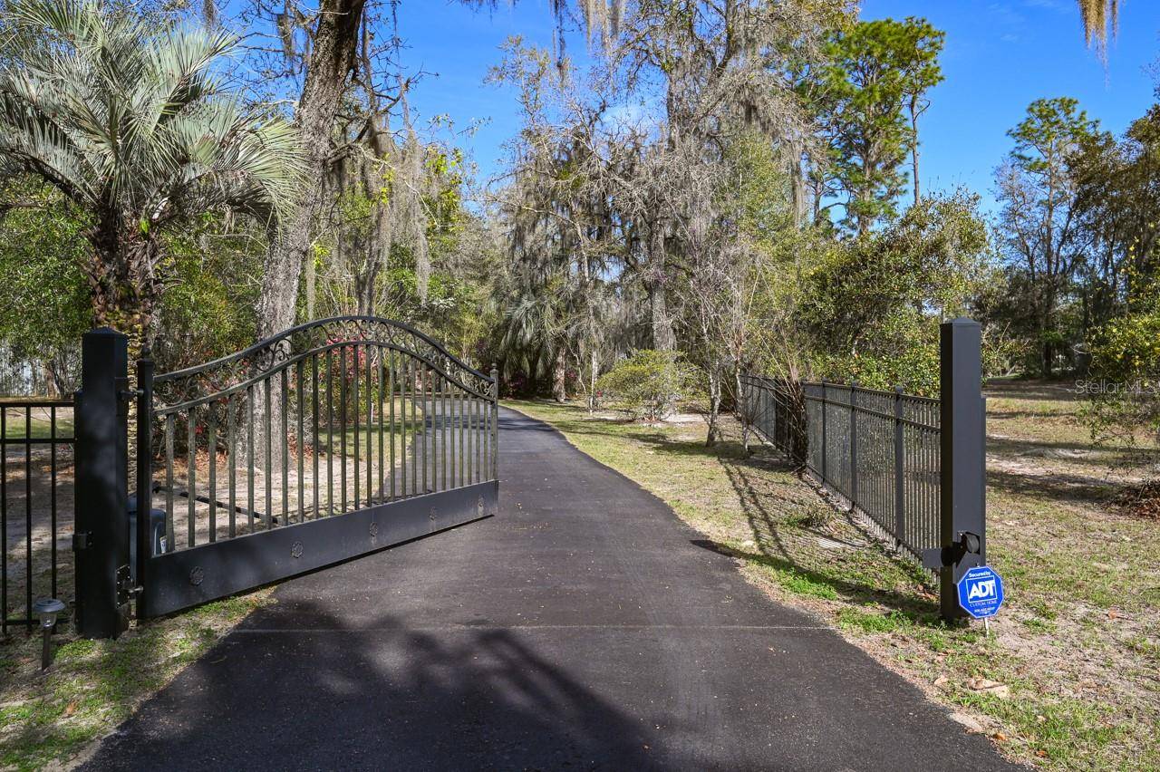Starke, FL 32091,397 SE COUNTY RD 18A