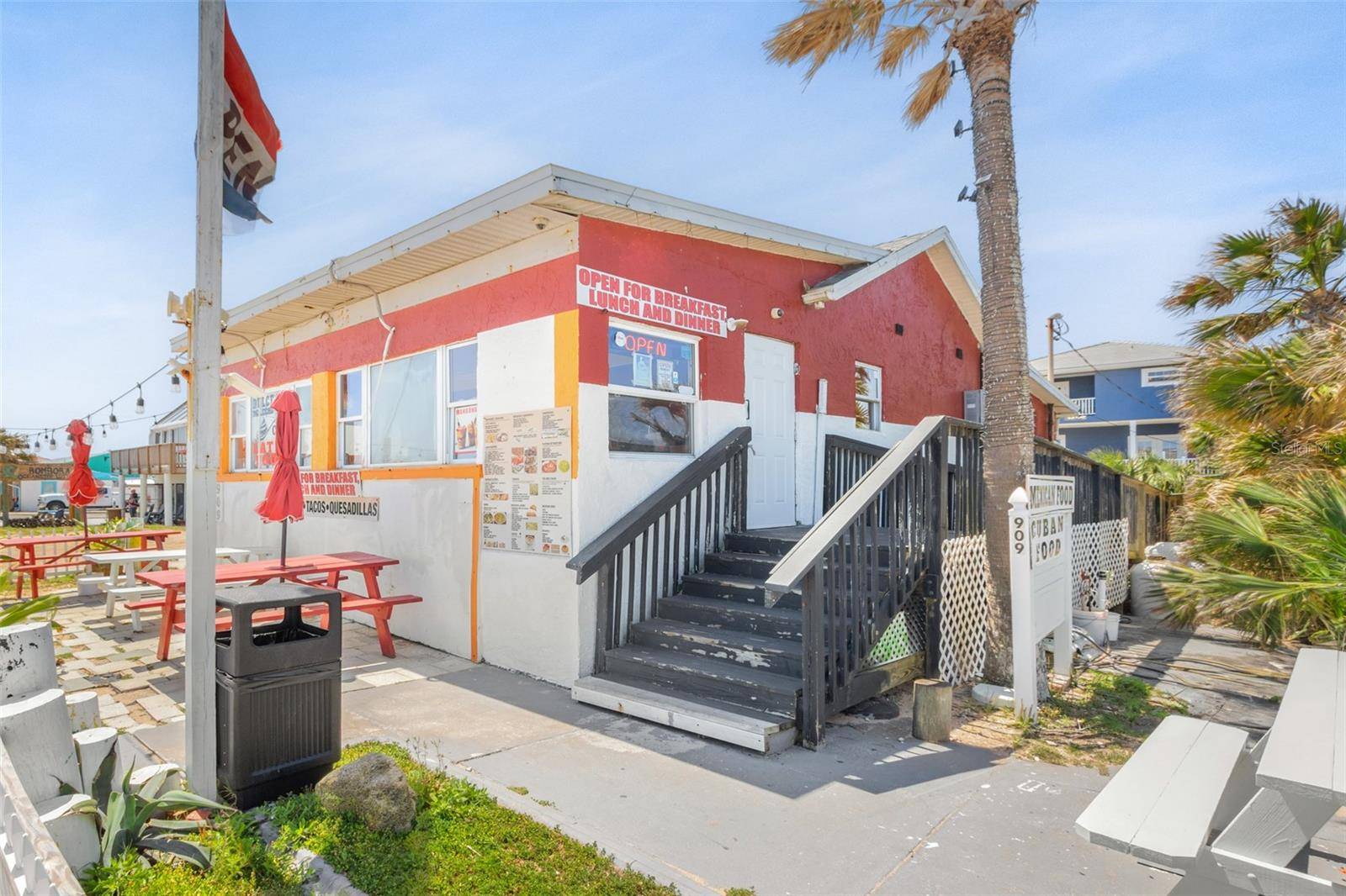 Flagler Beach, FL 32136,909 N OCEAN SHORE BLVD