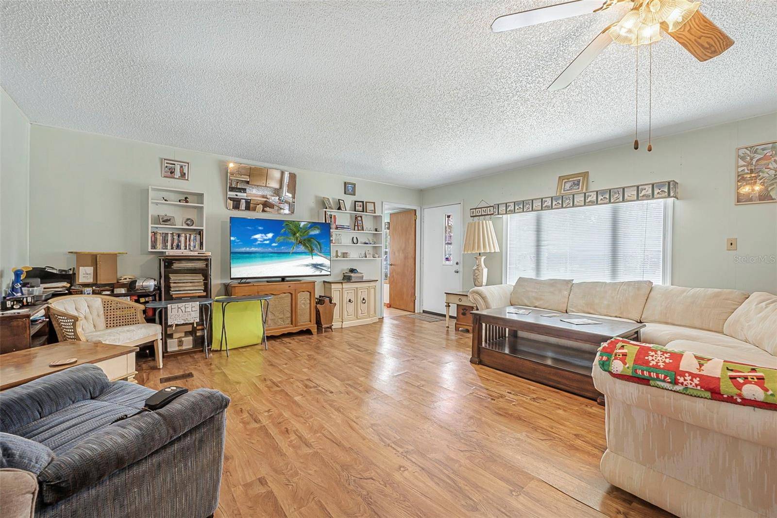 Astor, FL 32102,24538 WILDHOG RD