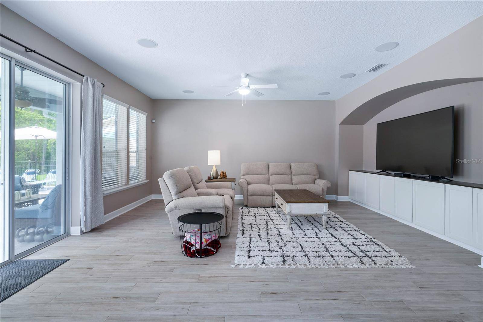 St Augustine, FL 32086,201 N SAXXON RD