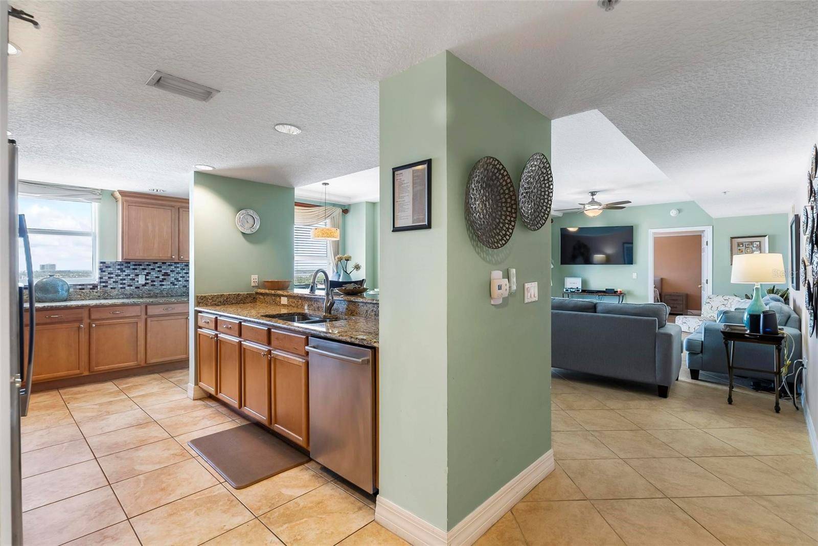 Daytona Beach Shores, FL 32118,2071 S ATLANTIC AVE #1005