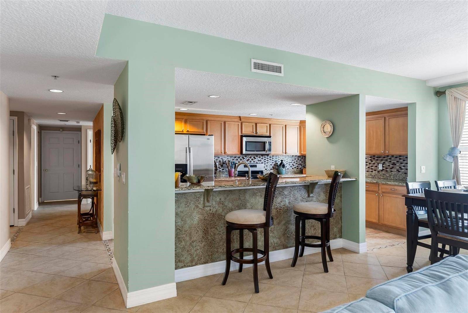 Daytona Beach Shores, FL 32118,2071 S ATLANTIC AVE #1005