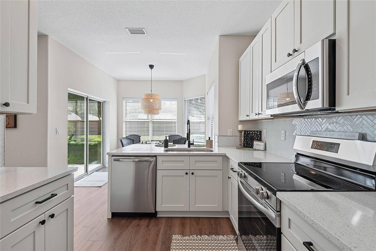 Palm Coast, FL 32164,8 ZELDA CT