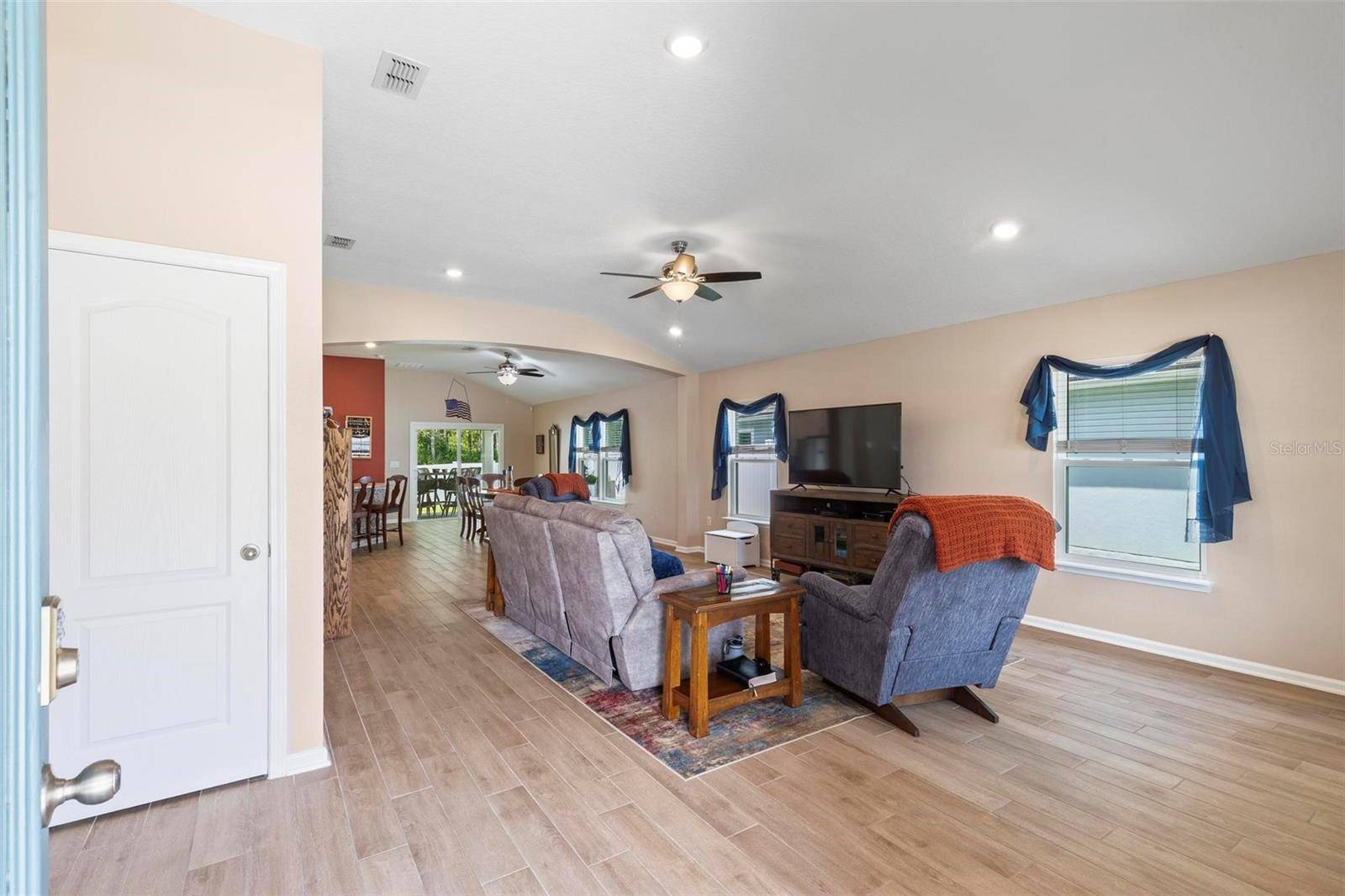 Bunnell, FL 32110,65 LOB WEDGE LN