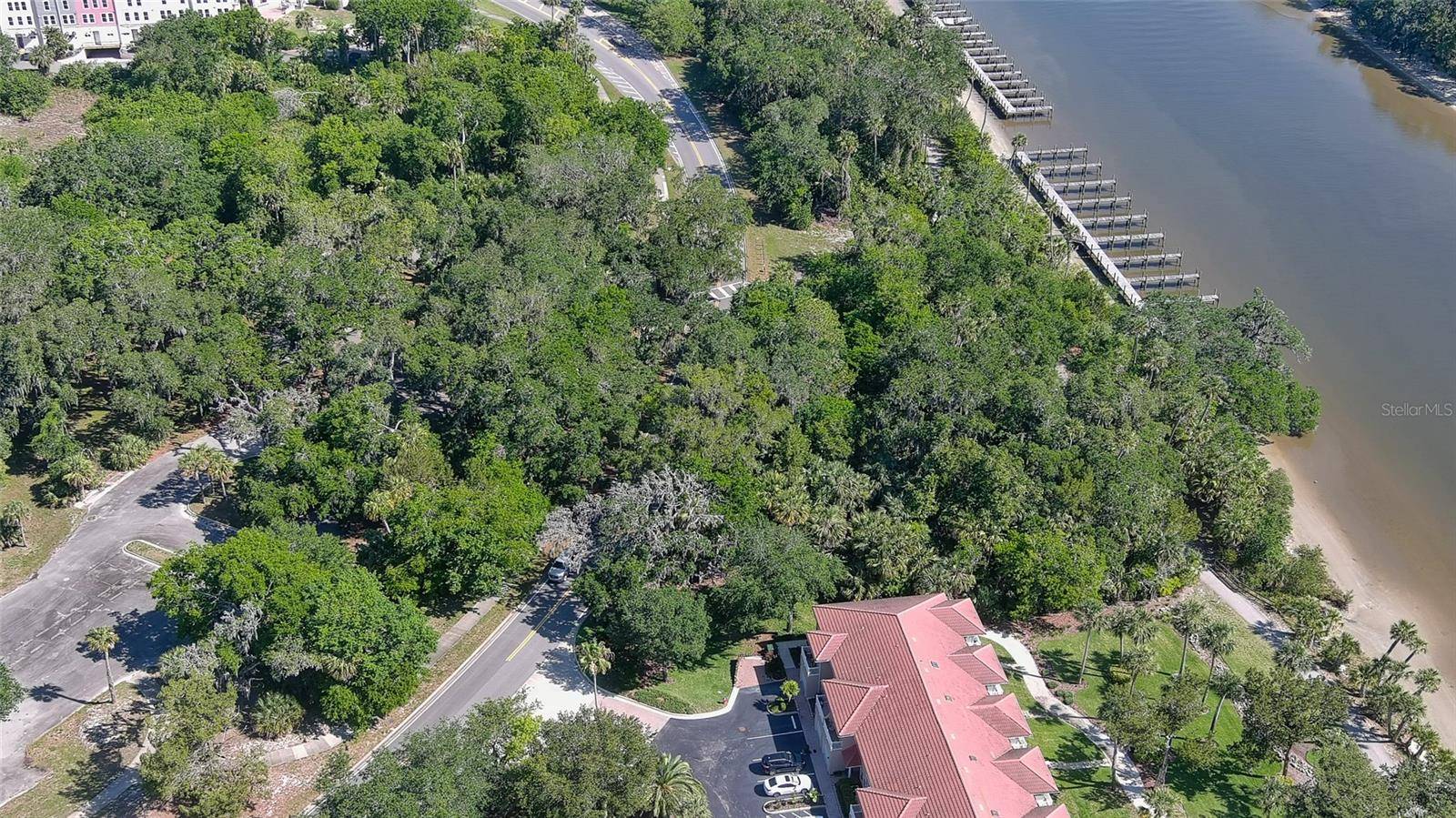 Palm Coast, FL 32137,60 PALM HARBOR PKWY #000