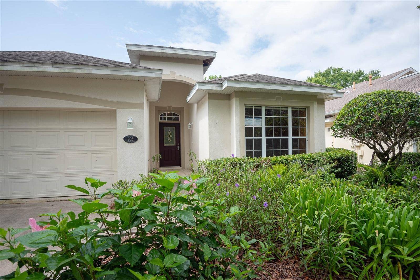 Deland, FL 32724,902 HERON POINT CIR