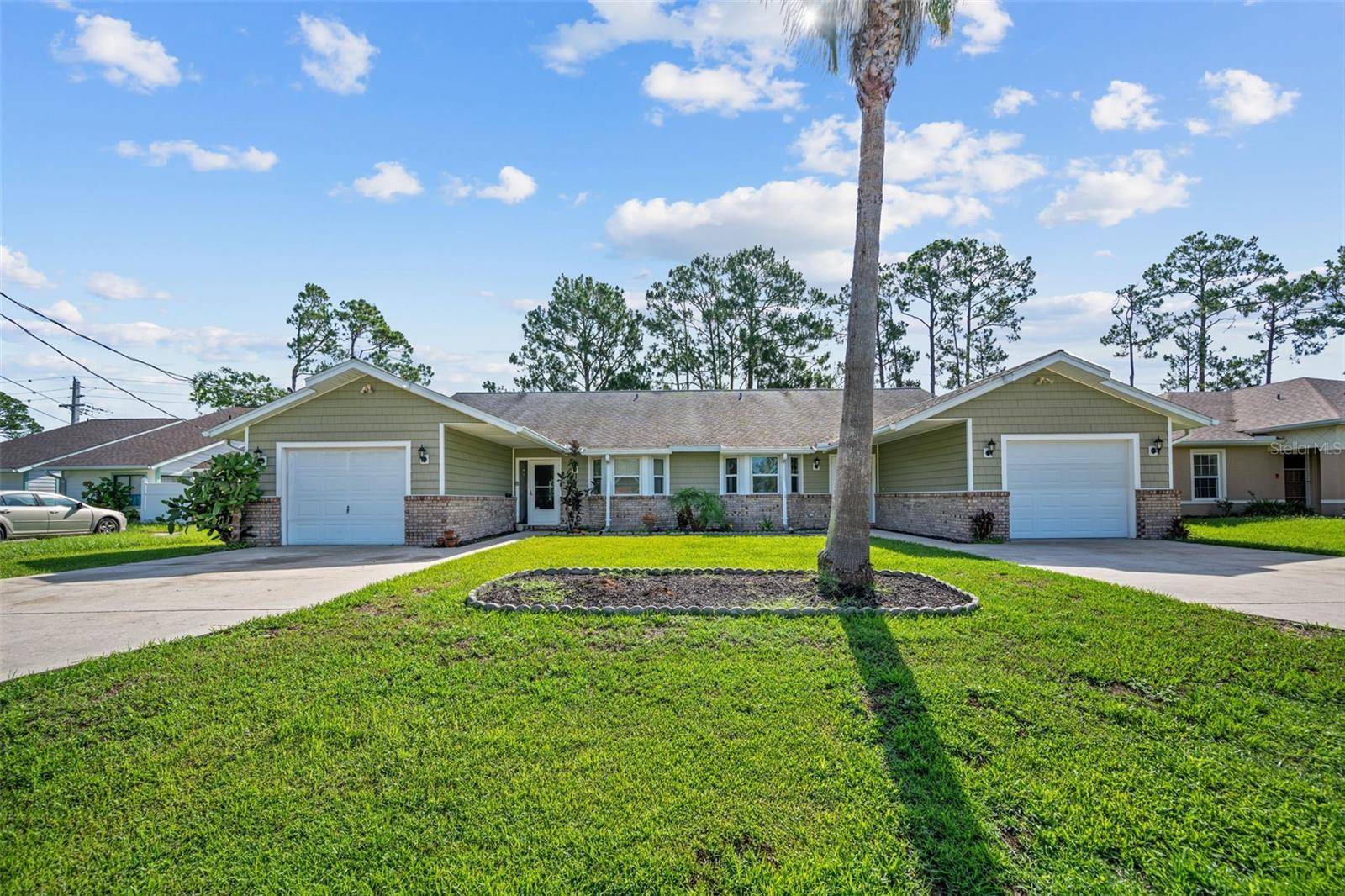 Palm Coast, FL 32137,152 FENIMORE LN #A & B
