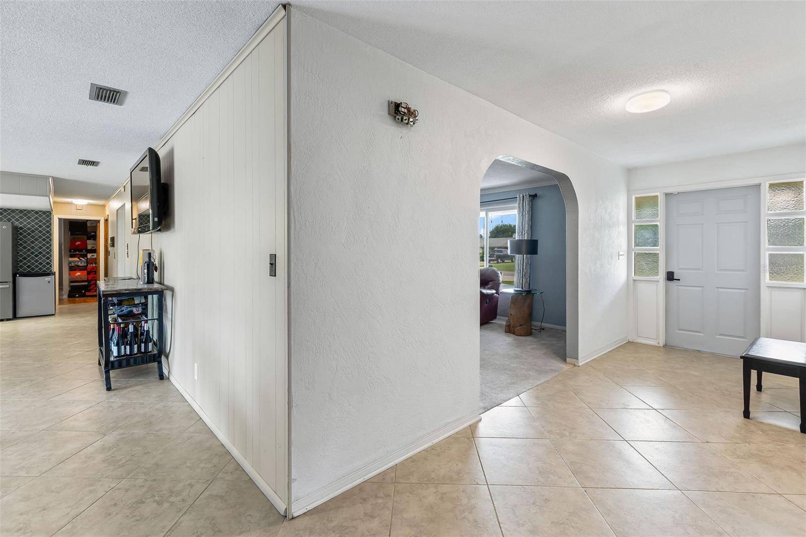 South Daytona, FL 32119,950 PINEAPPLE RD