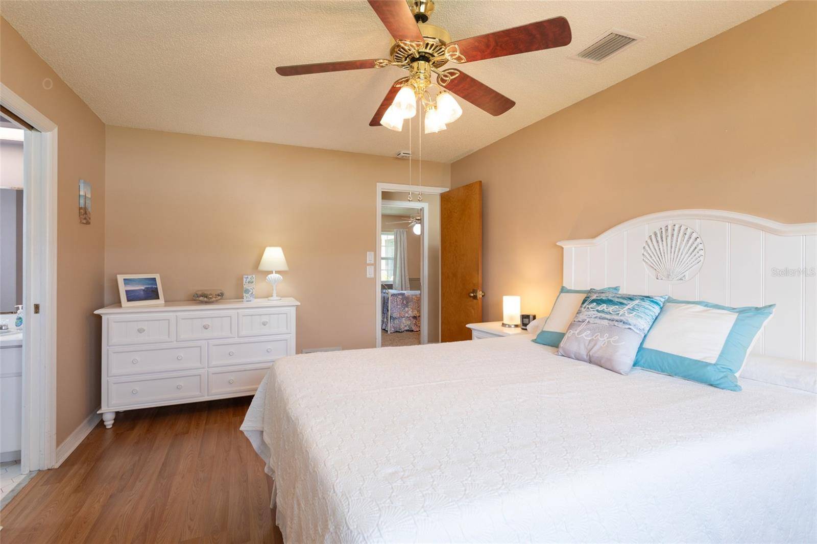 Palm Coast, FL 32137,58 FREELAND LN