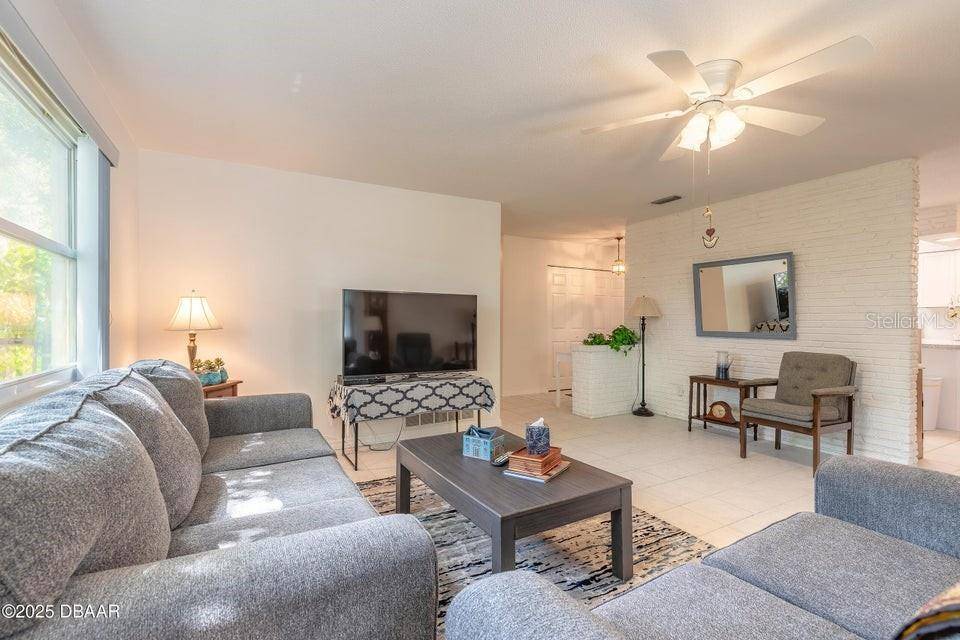 South Daytona, FL 32119,2217 GREEN ST