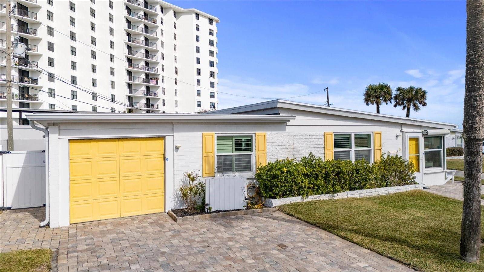 Ormond Beach, FL 32176,3 OCEAN DR