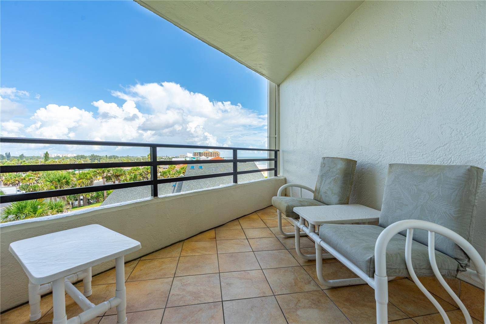 Ormond Beach, FL 32176,395 S ATLANTIC AVE #402