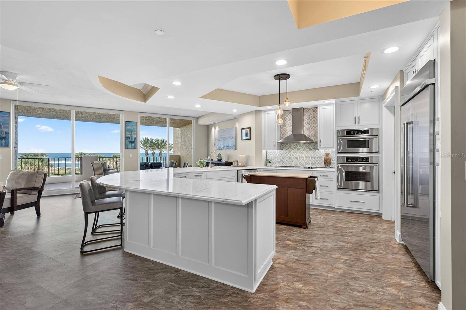 Palm Coast, FL 32137,7 AVENUE DE LA MER #201