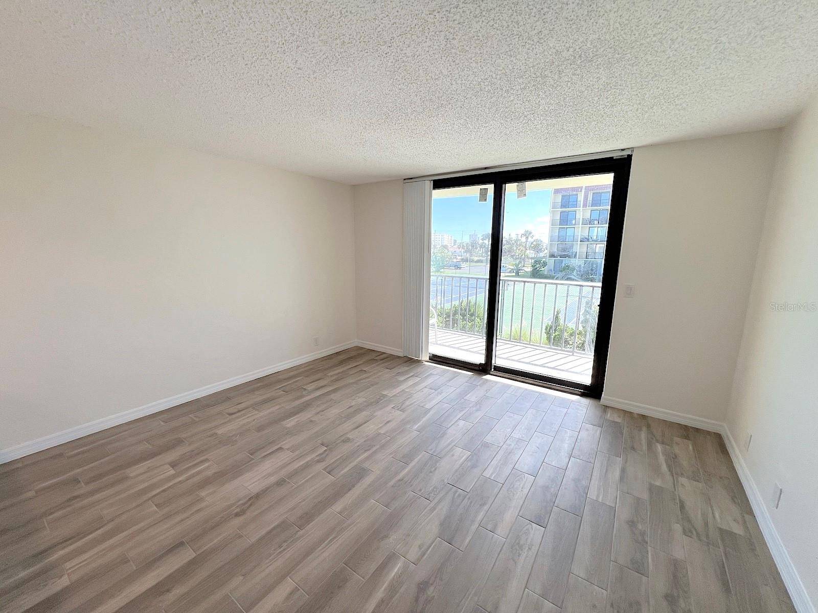 Daytona Beach, FL 32118,1441 N ATLANTIC AVE #218