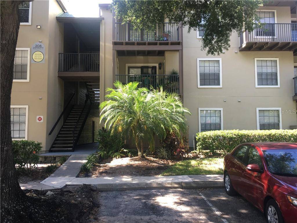 Altamonte Springs, FL 32714,208 AFTON SQ #104