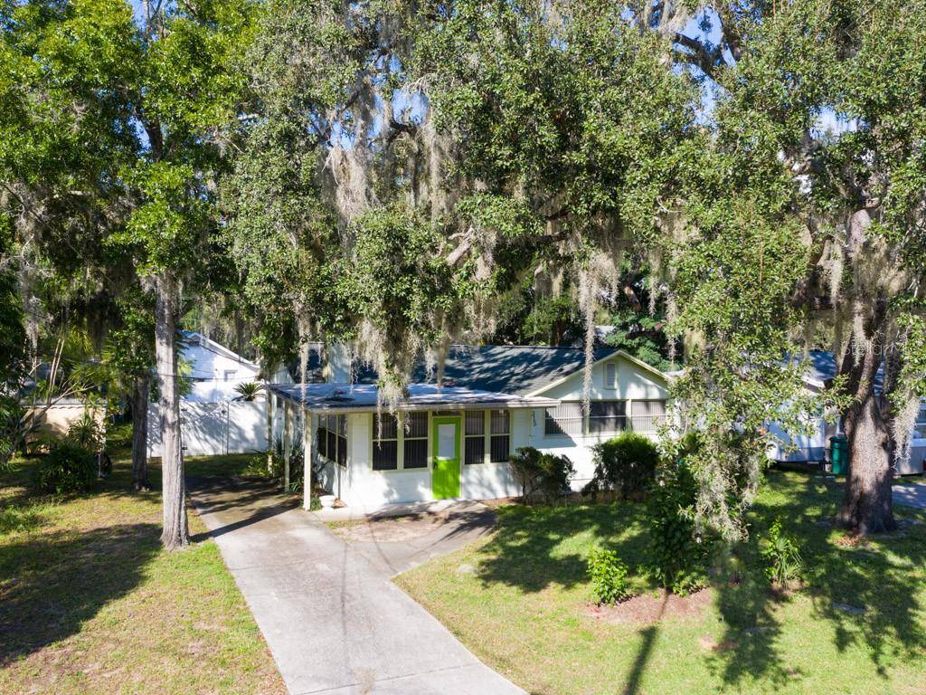 Eustis, FL 32726,315 E BARNES AVE