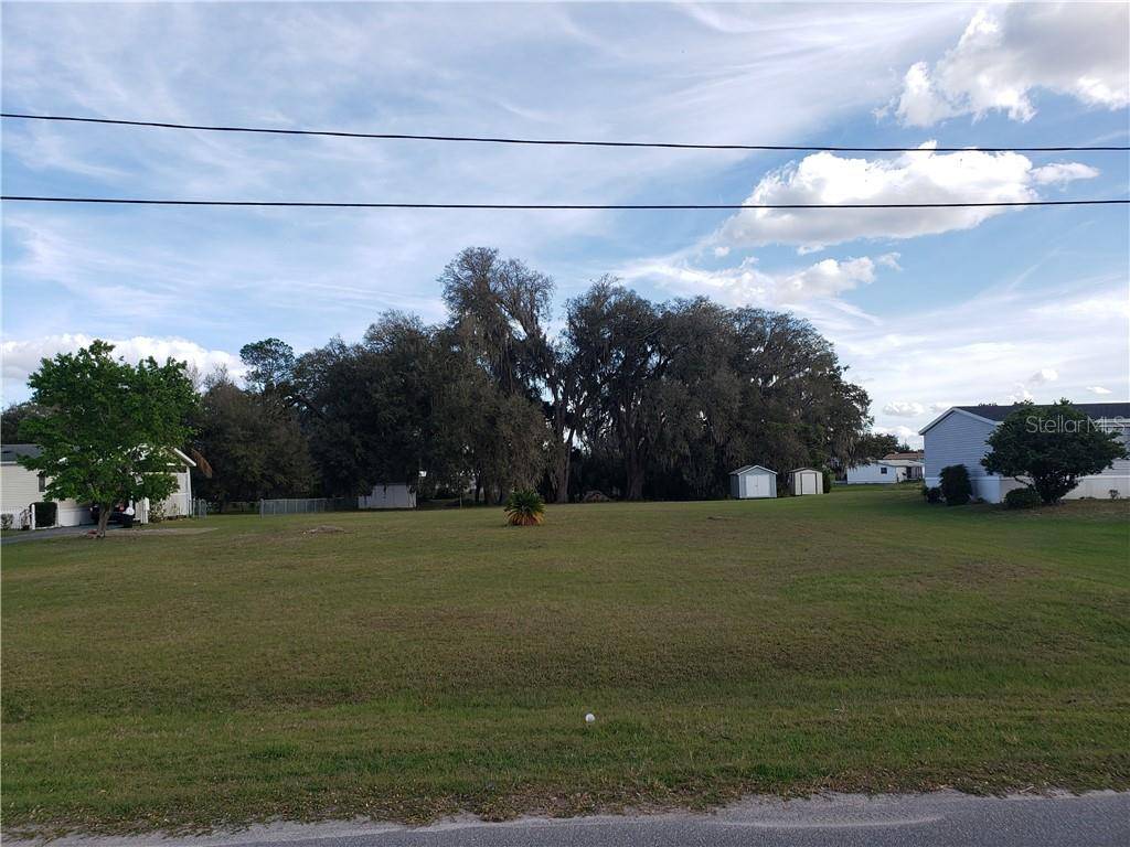 Lady Lake, FL 32159,COUNTY ROAD 109