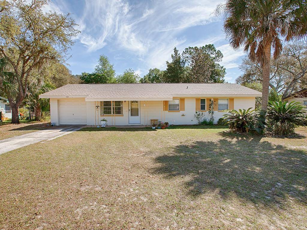 Fruitland Park, FL 34731,707 MIKE AVE