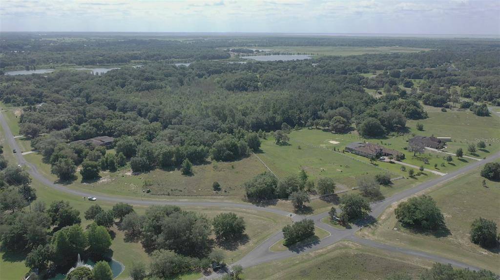 Tavares, FL 32778,SPLENDID OAKS LN #Lot 72