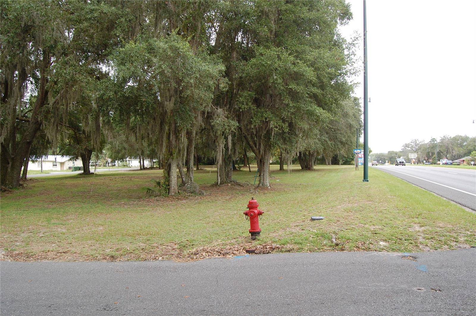 Leesburg, FL 34748,US HWY 441 E NORTH BLVD