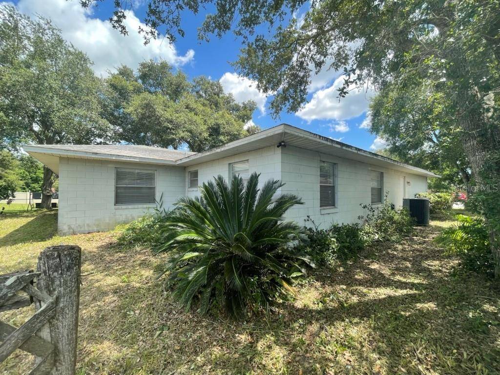 Eustis, FL 32726,2711 N DELLWOOD DR