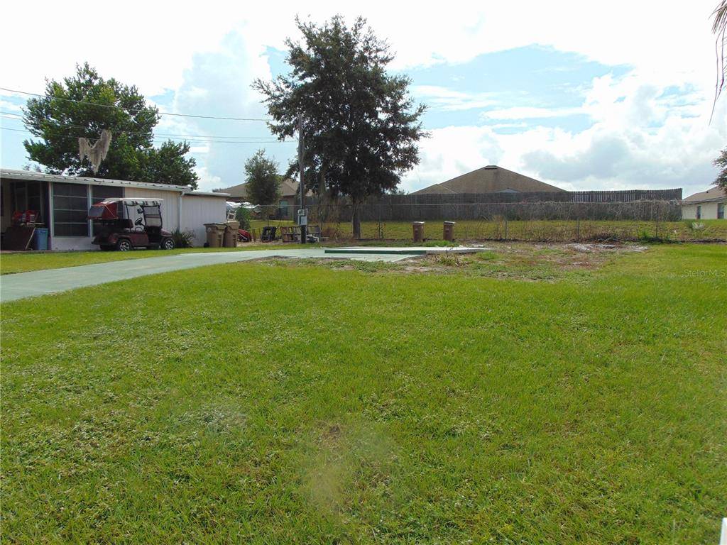 Tavares, FL 32778,11634 HICKORY LN