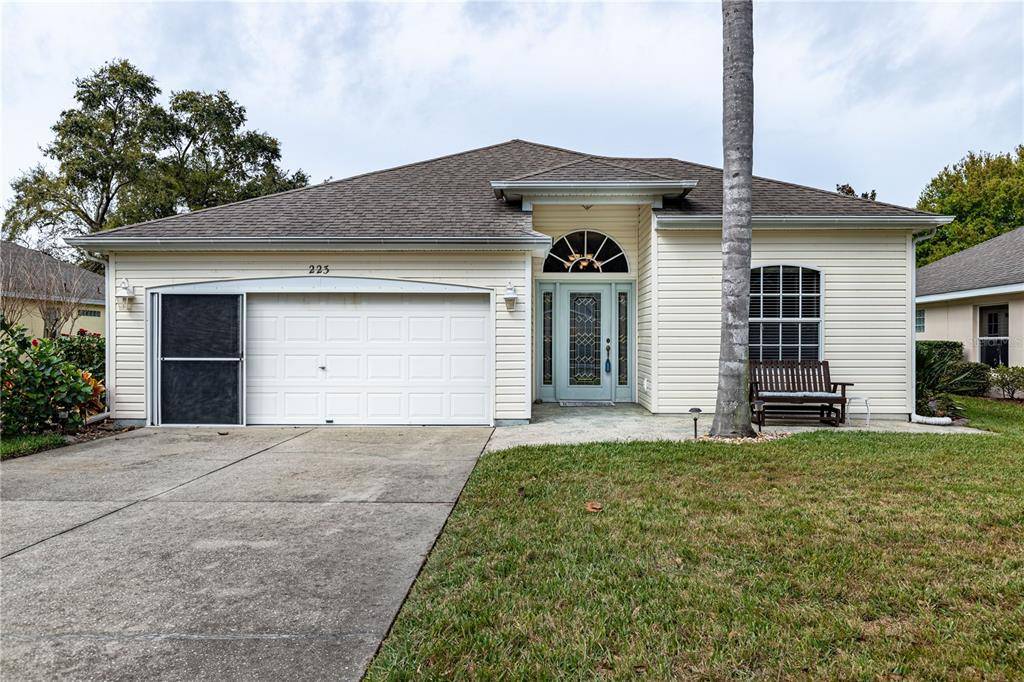 Tavares, FL 32778,223 JUNIPER WAY