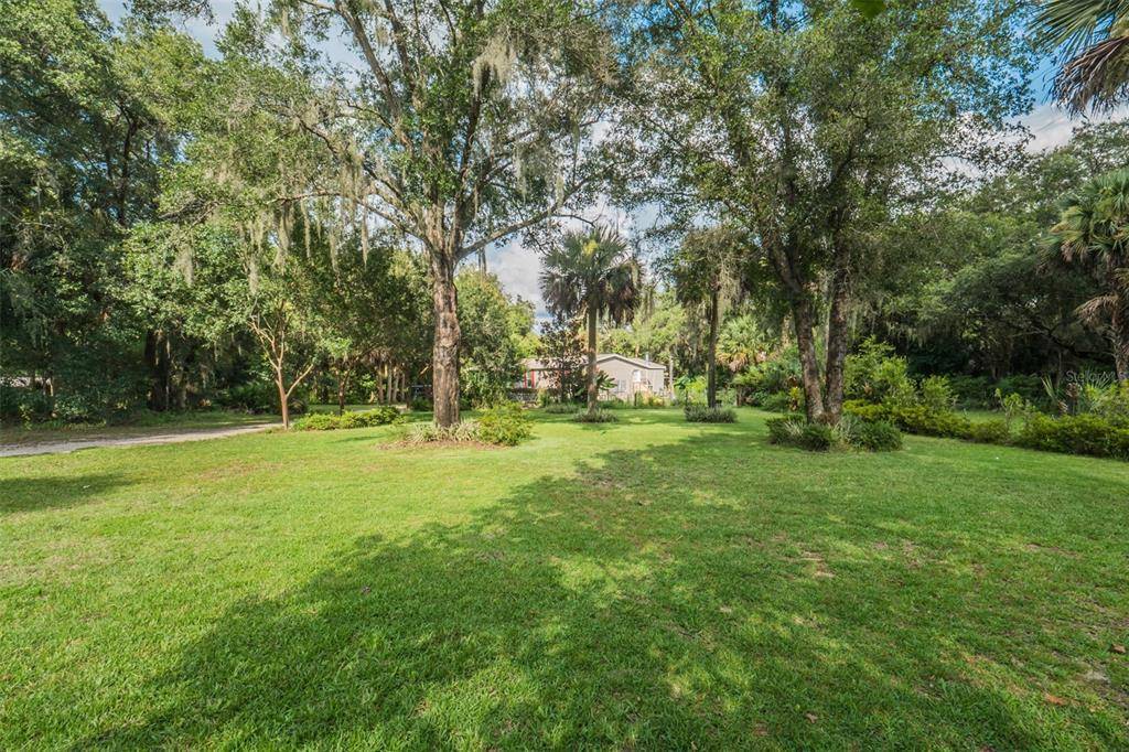 Eustis, FL 32736,38046 INWOODS TRL